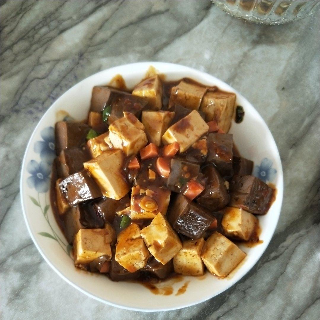 鸭血豆腐