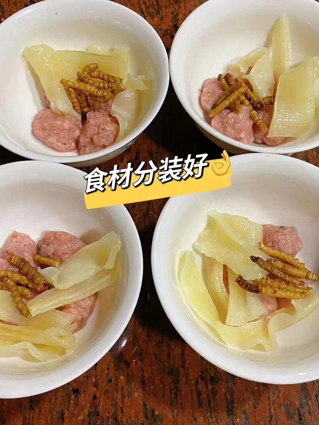 鲜虫草鱼胶肉丸汤