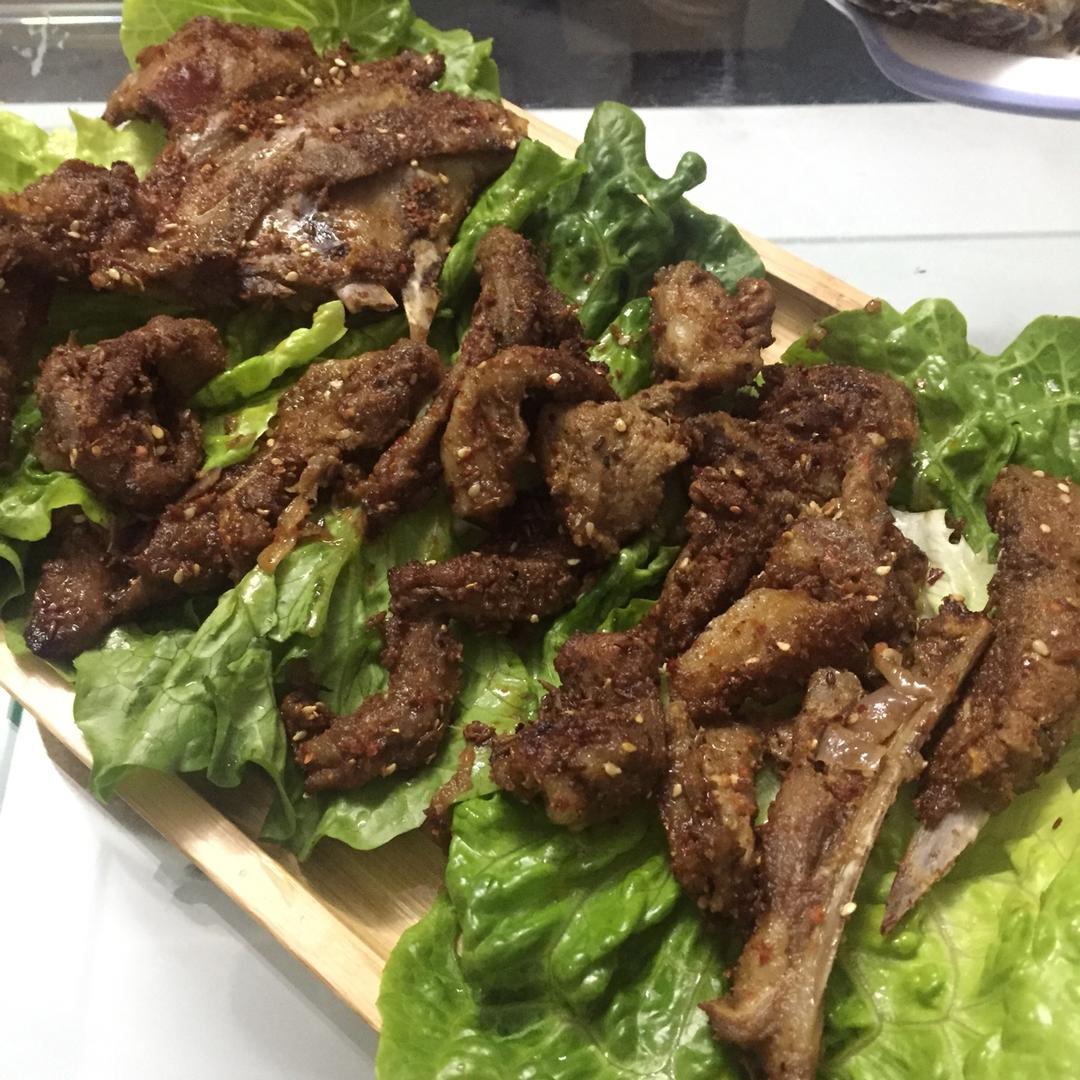 酥香烤羊排