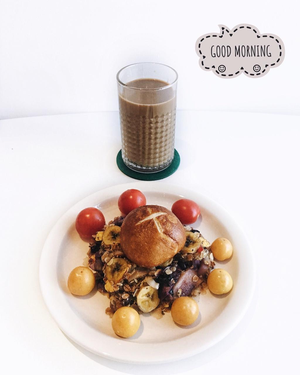 黄桃蓝莓燕麦脆丨健康·三餐