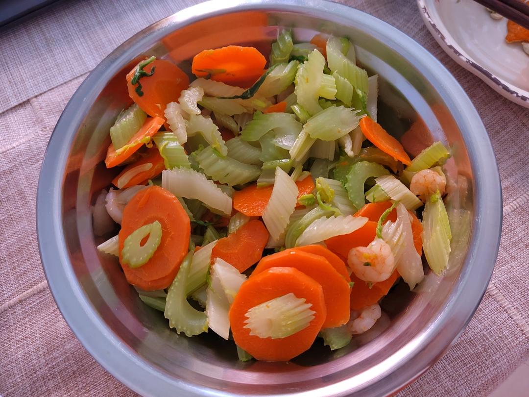 ㊙️巨好吃的西芹炒虾仁，减肥减脂必学菜谱，狂瘦脂必学菜谱，狂瘦！