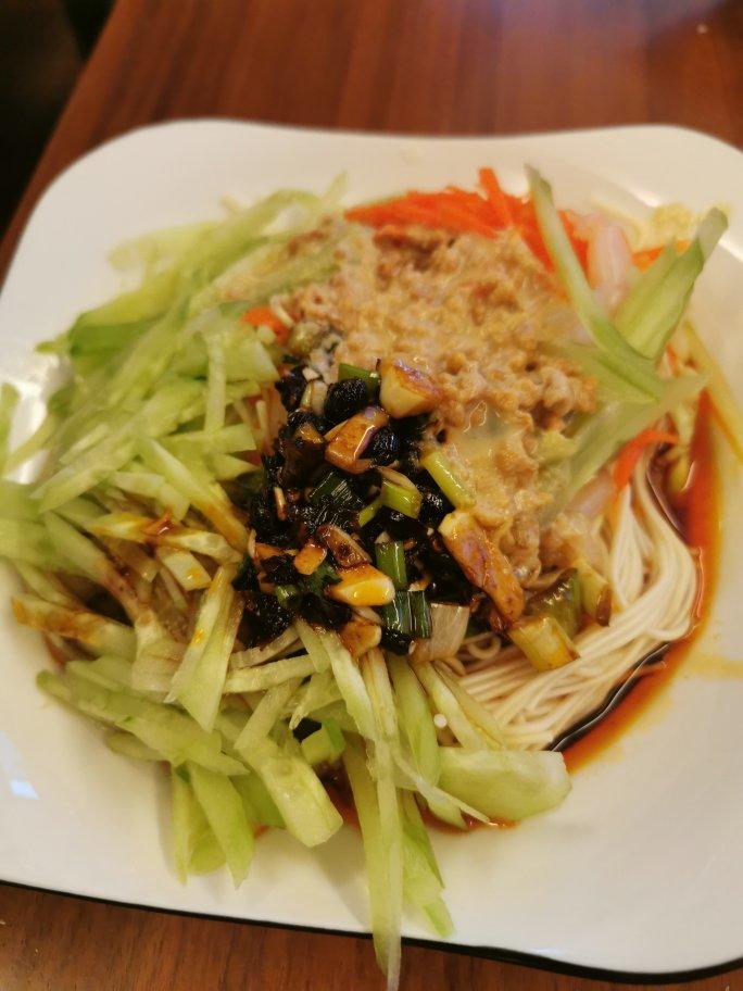 好吃到舔盘的拌面秘方，太销魂了！🍜