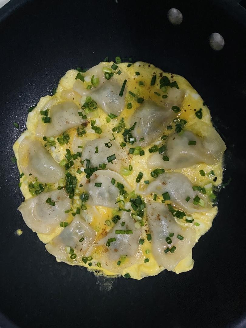 超快手的煎饺抱蛋