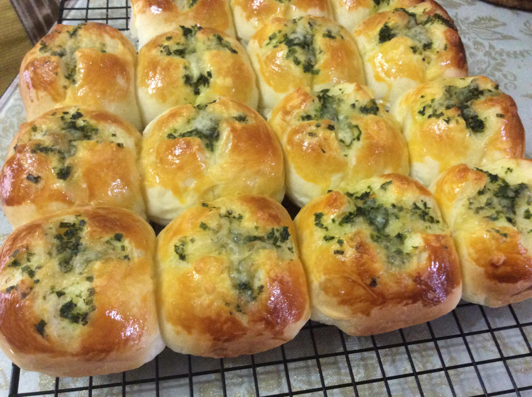 考验自制力的小餐包---黄油蒜香小餐包