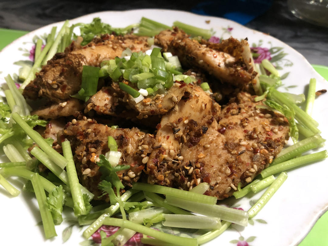 孜然鸡胸肉，低脂低卡好吃无压力。