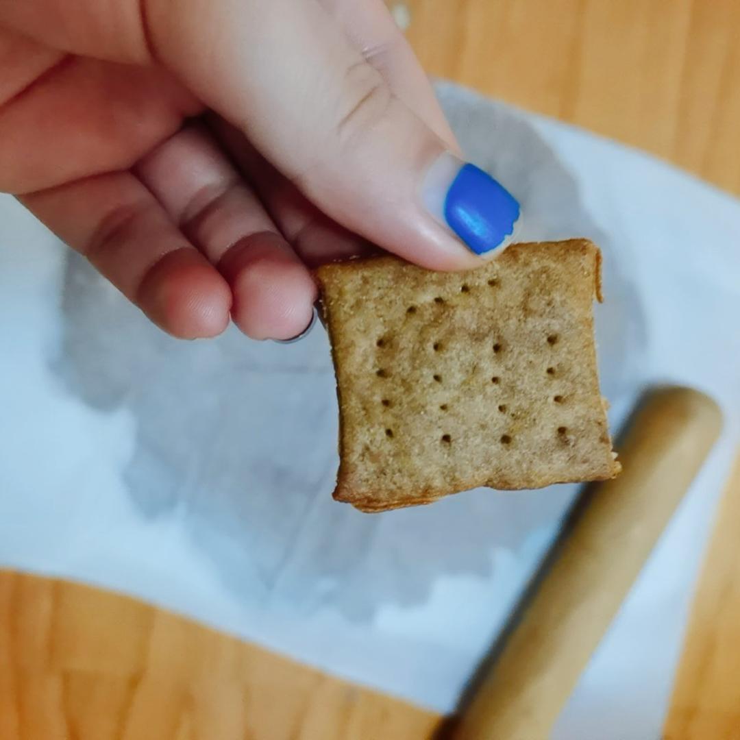 黑全麦消化饼干^_^减脂健身人士可吃的小零食