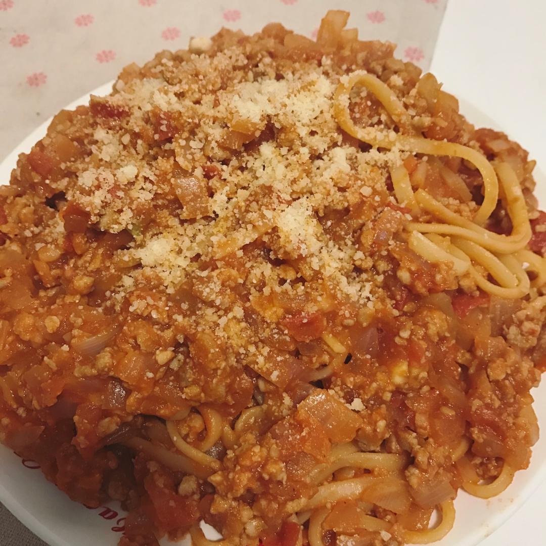 番茄肉酱意大利面