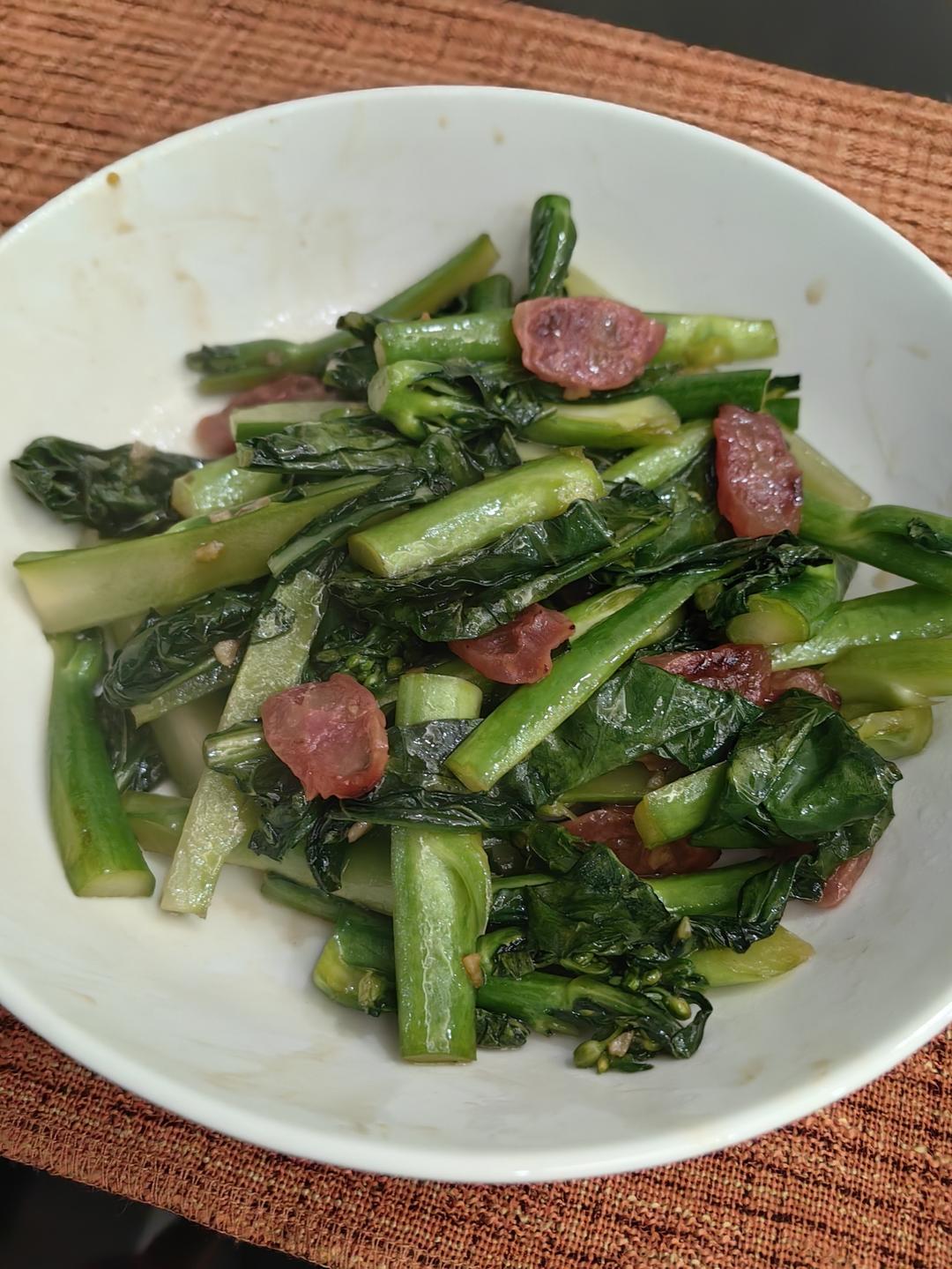 芥兰炒腊肠
