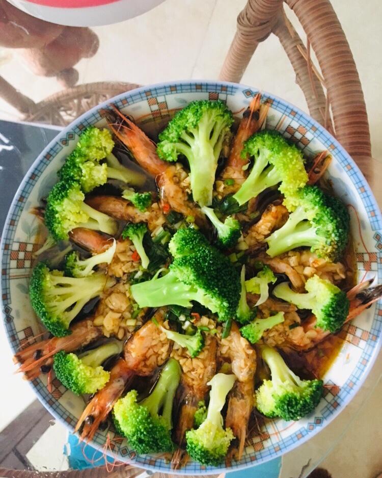 蒜蓉粉丝蒸虾