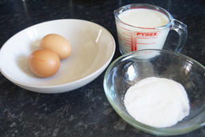 香滑鲜奶炖蛋的做法 步骤1
