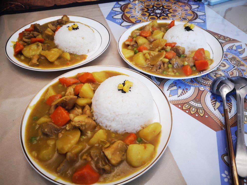 咖喱鸡肉饭