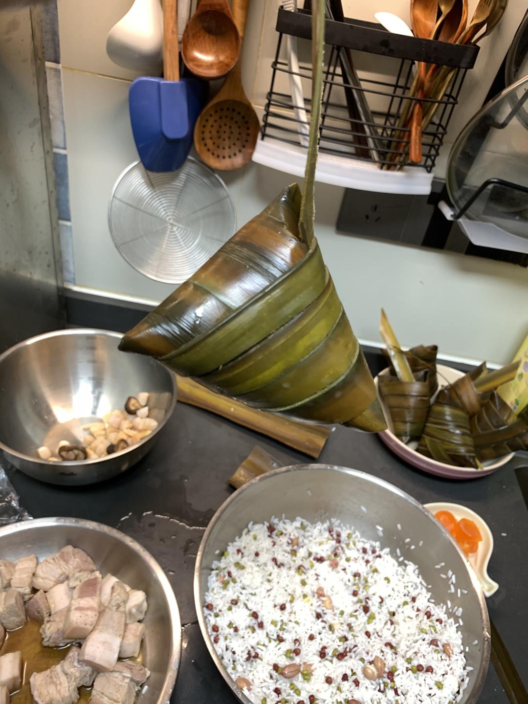 阳江咸肉粽的做法