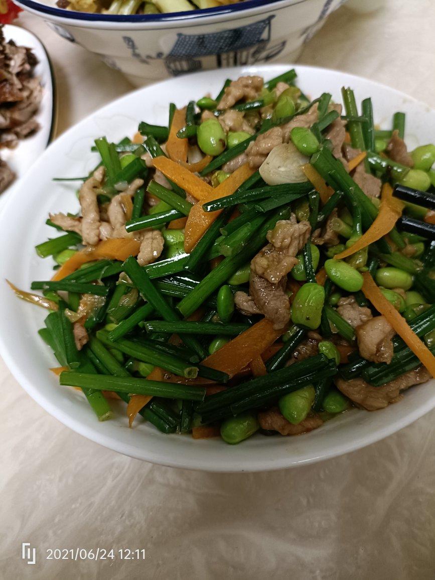 韭菜花炒毛豆