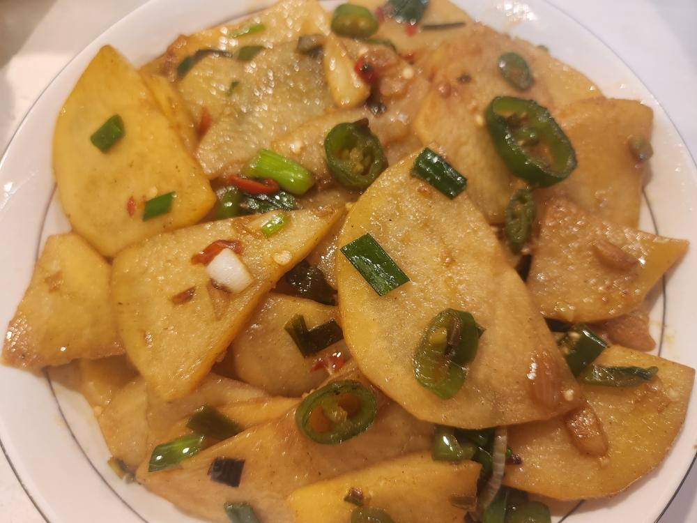 红烧土豆片