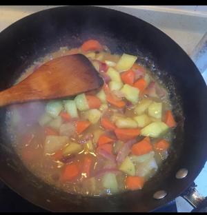 土豆胡萝卜咖喱汤的做法 步骤4