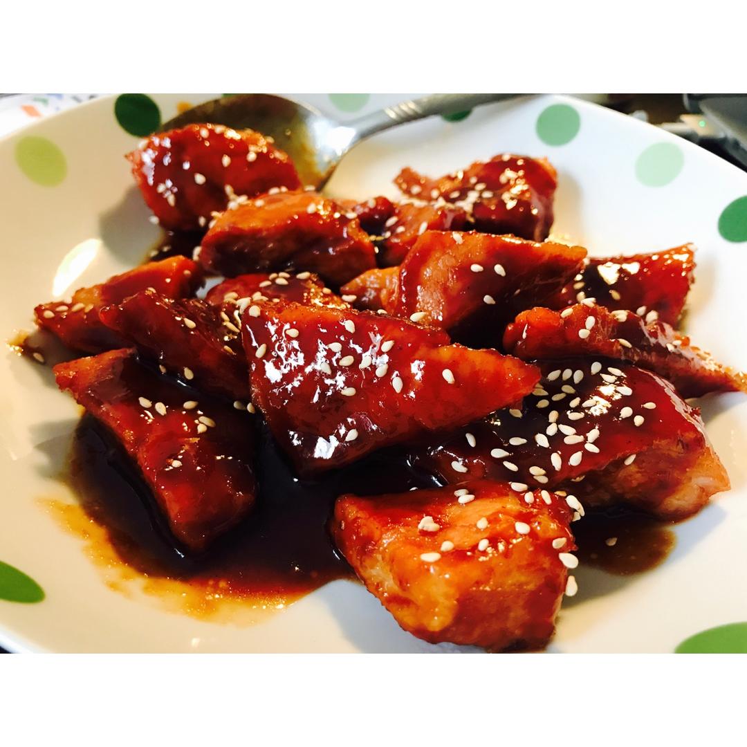 超简单平底锅叉烧肉，多汁味浓不能再快手