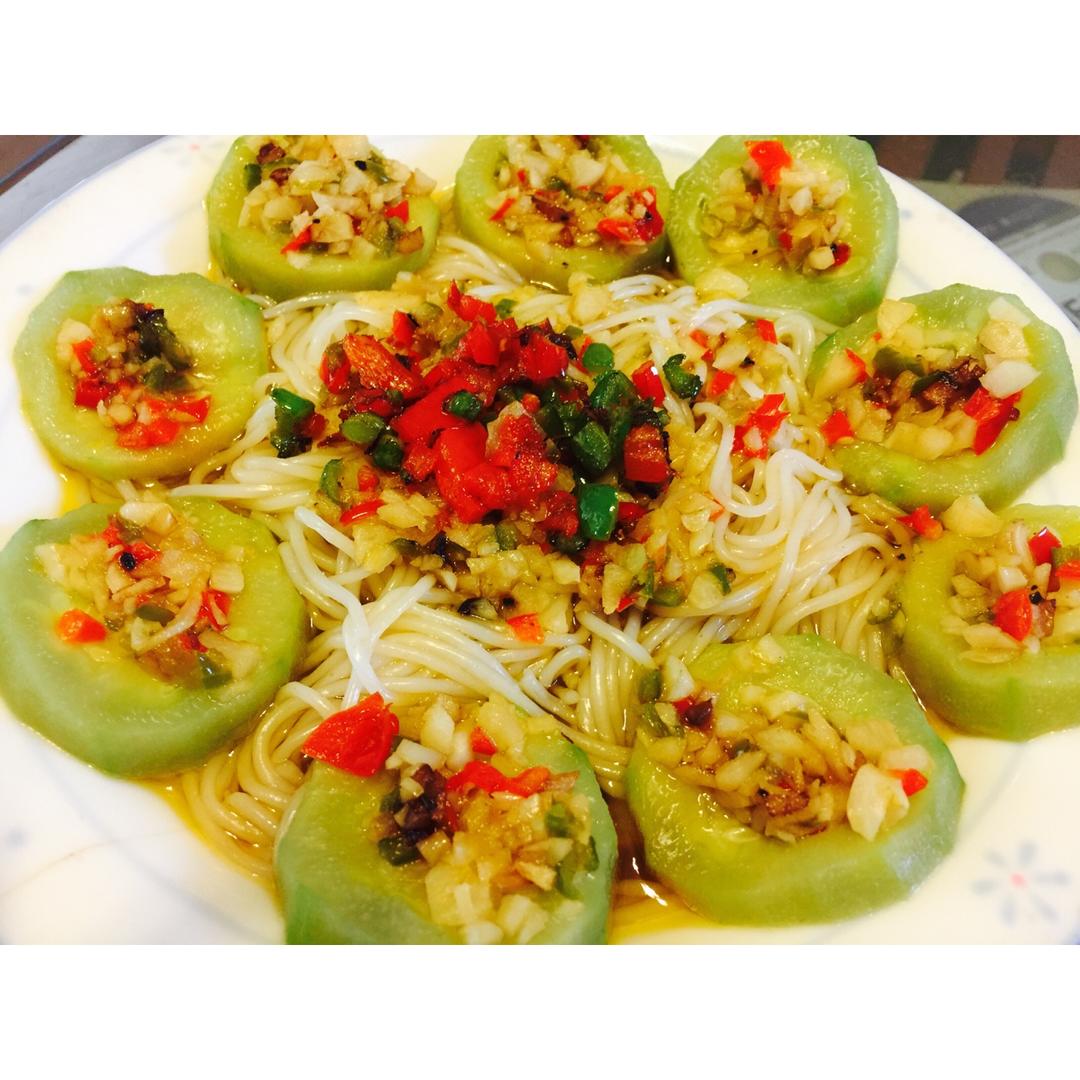 蒜茸粉丝蒸丝瓜