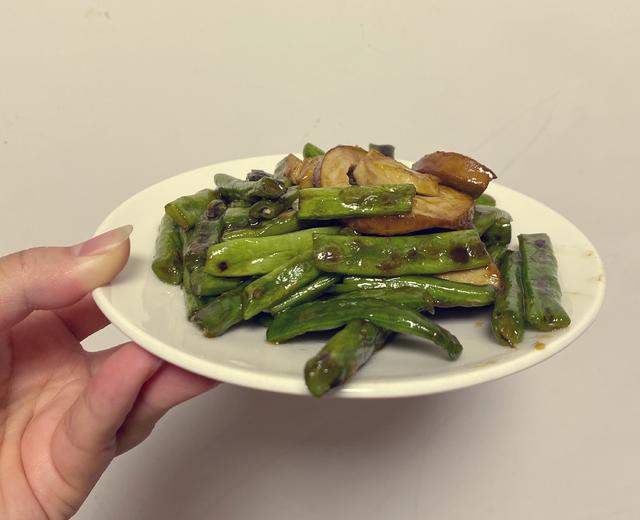 蚝油素鸡烧豆角（一人食）的做法