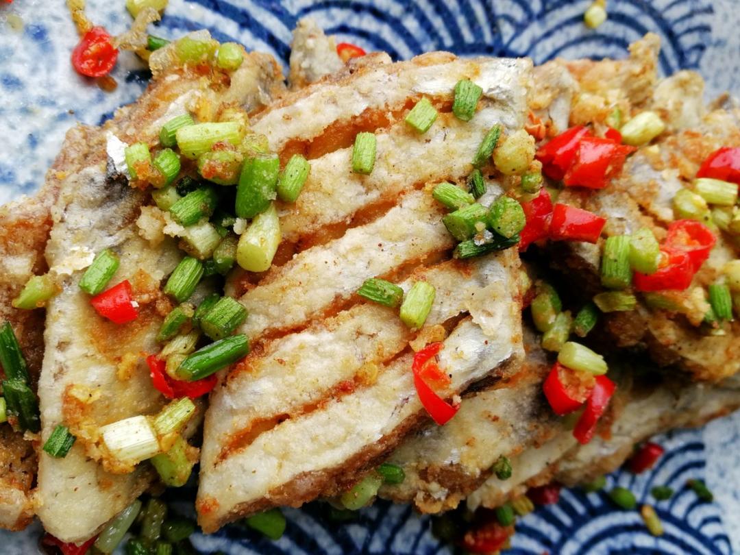 香酥椒盐带鱼