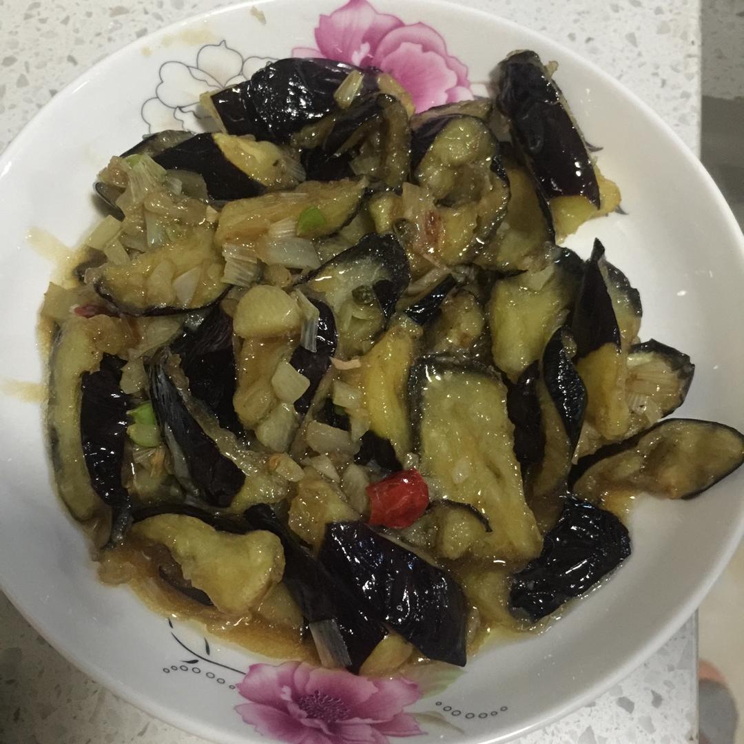 厨师长教你：“风味茄子”的家常做法，外酥里嫩味道很赞，收藏了