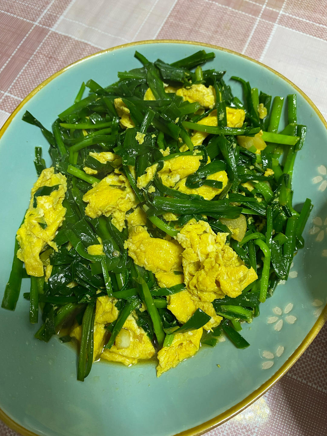 韭菜炒鸡蛋——三分钟快手下饭菜 掌握火候的秘诀
