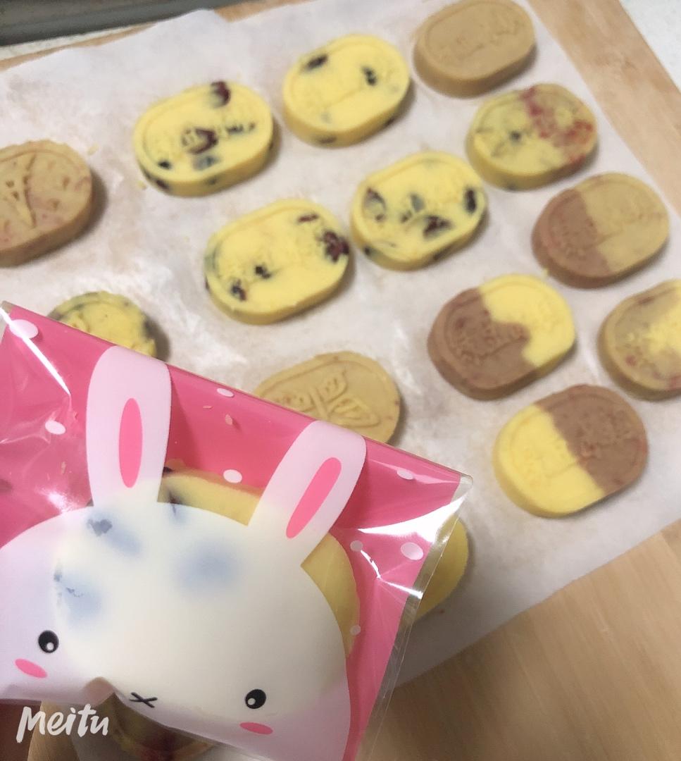 传说中的绿豆糕🥠