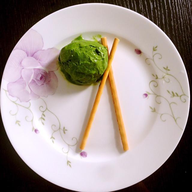 浓郁日式抹茶冰激凌