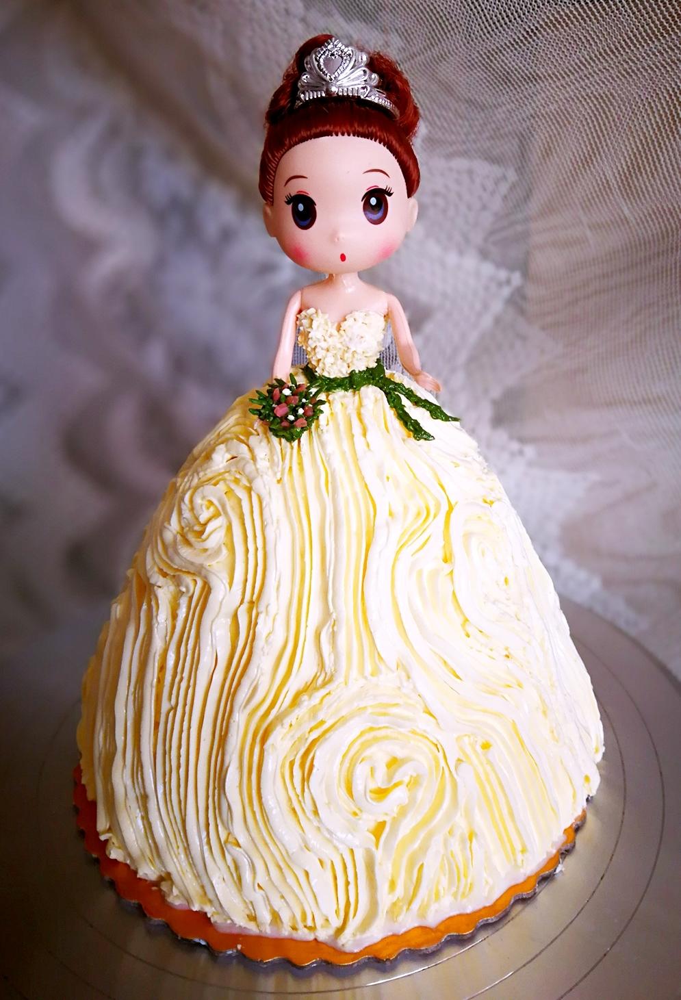 芭比娃娃蛋糕的做法