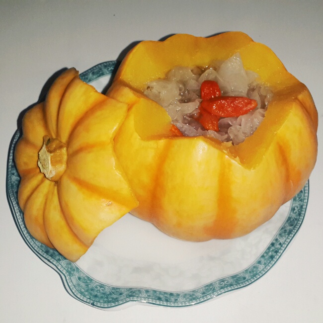 银耳枸杞南瓜盅