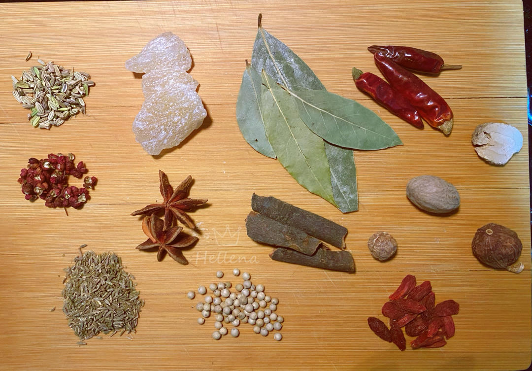 堂妈教你做红汤羊蝎子火锅