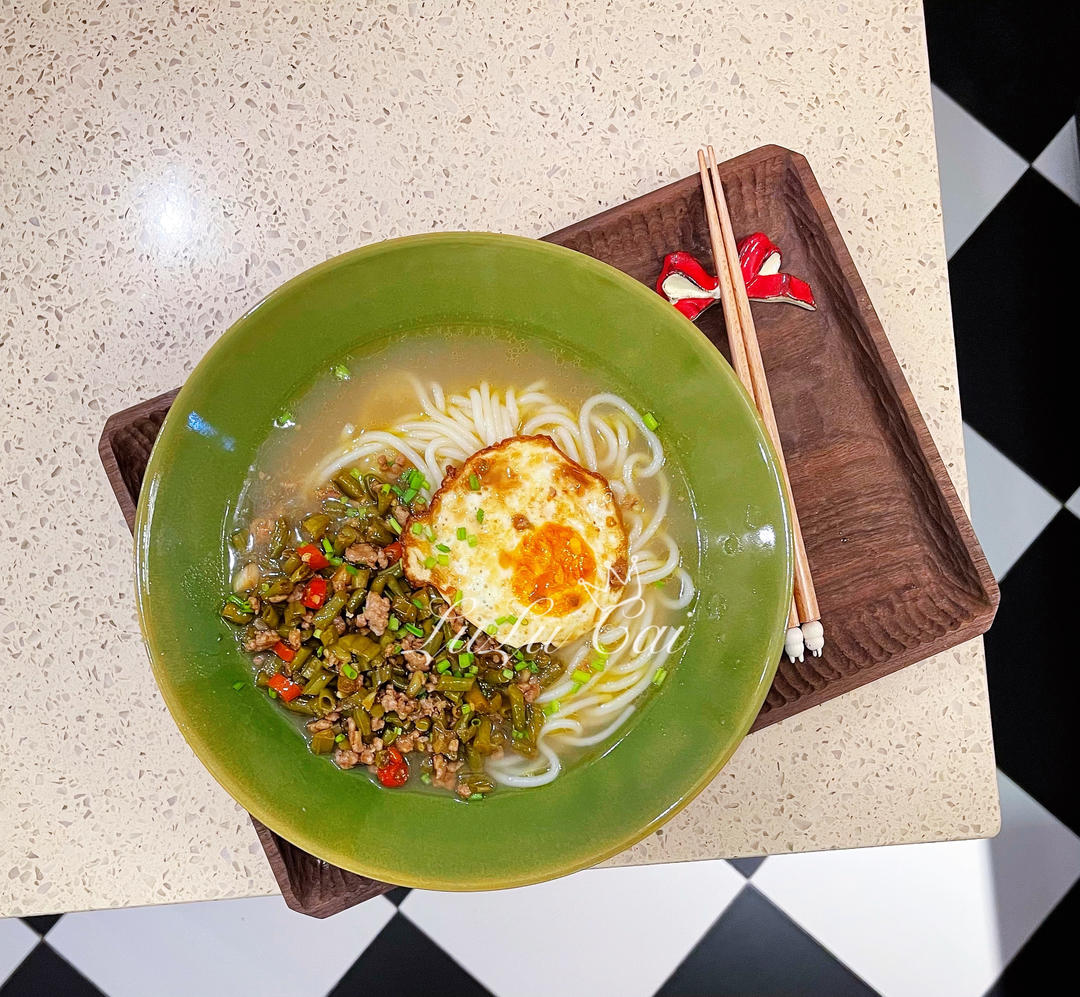 一碗快手早餐酸豆角湖南米粉