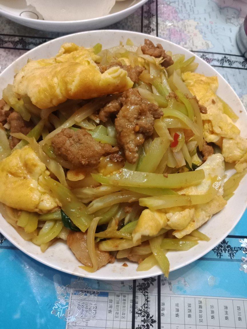 莴笋炒蛋