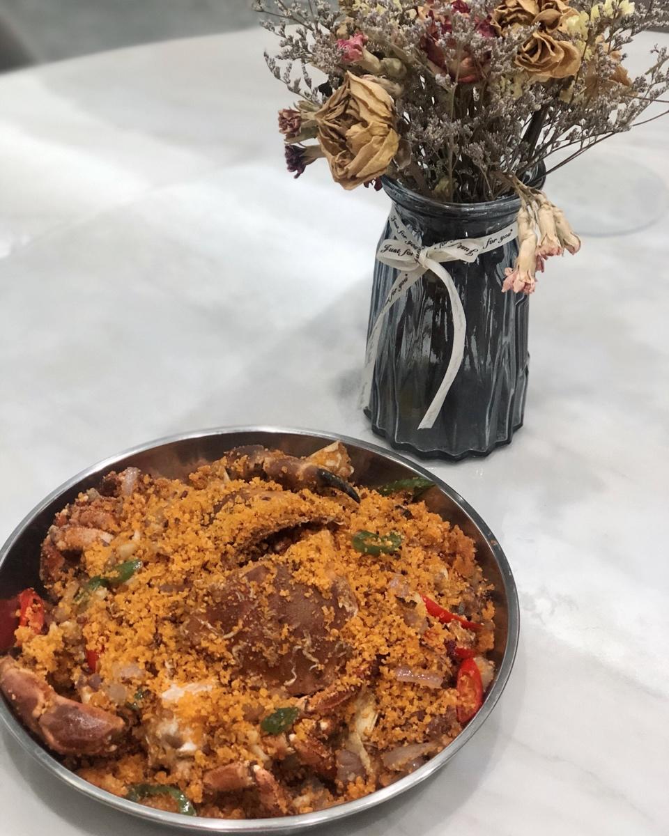 矜宸•避风塘炒蟹