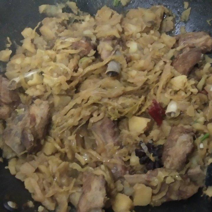 猪肉烩酸菜（又一内蒙后套硬菜）