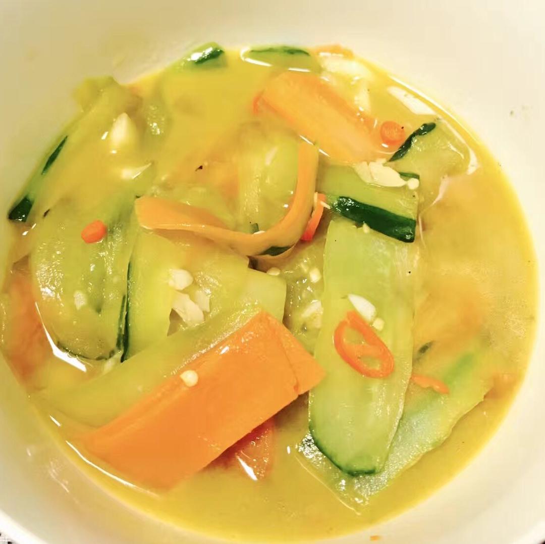 干锅耗油黄瓜