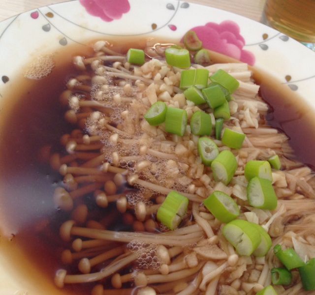 蒜蓉蒸金针菇