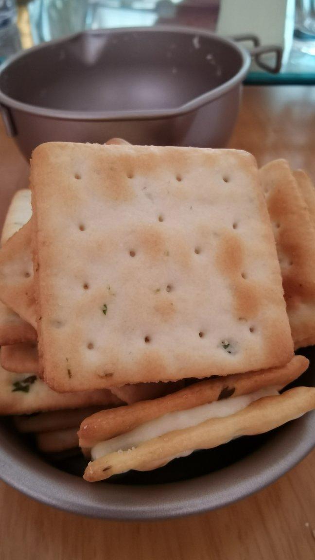 比超市的夹心饼干好吃百倍的《牛轧饼干》简单易上手，零失败