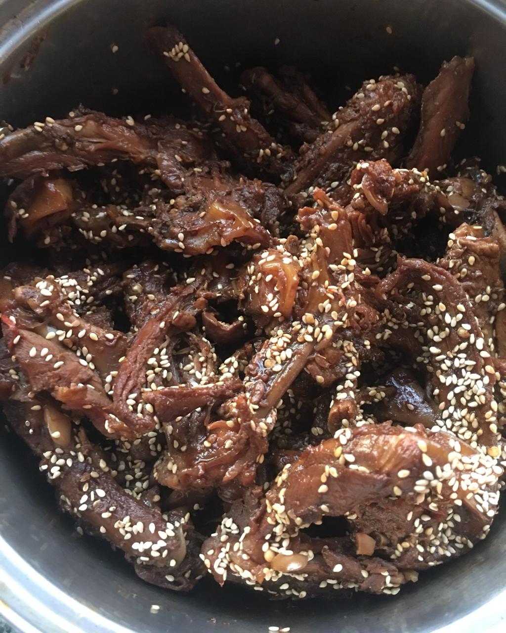 三石的橘子做的麻辣鸭锁骨