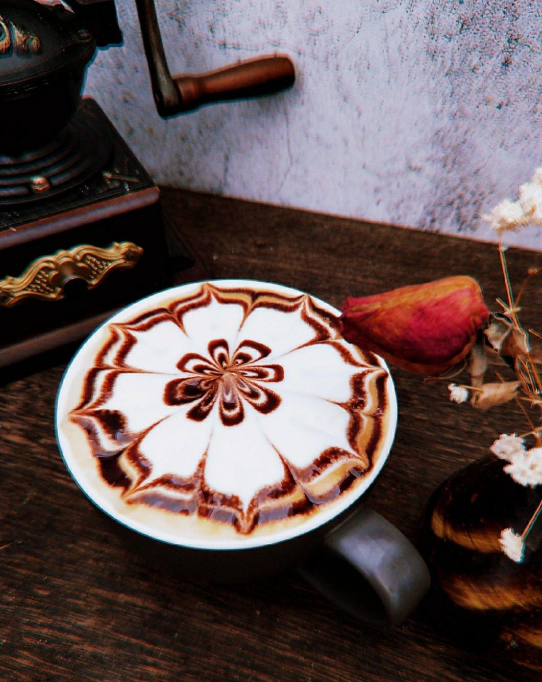 故事家族做的咖啡雕花