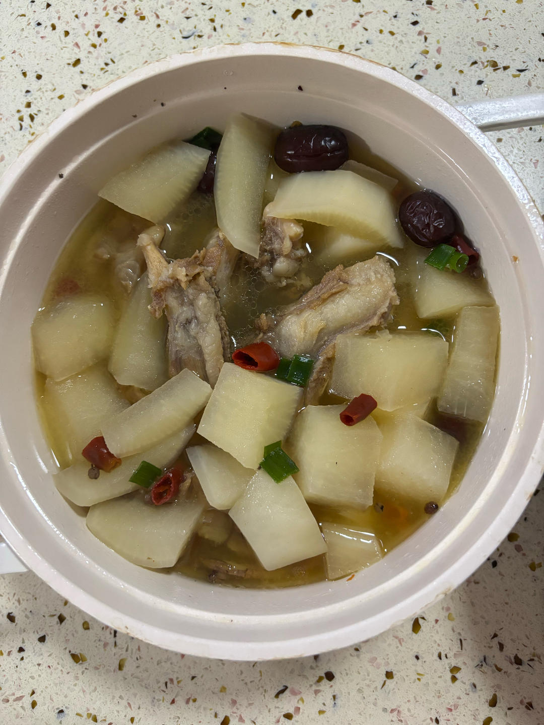 清炖滋补羊排汤