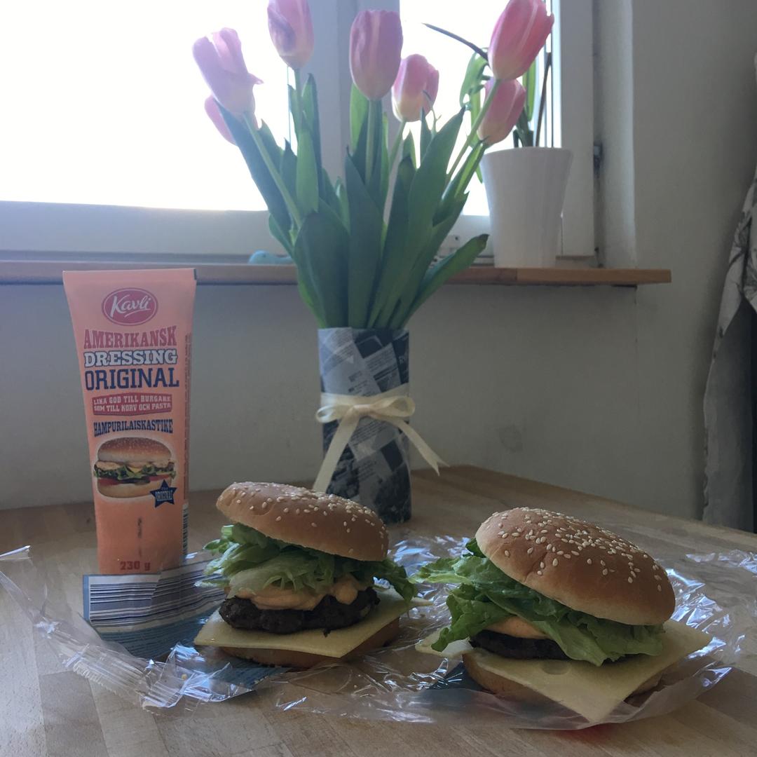 肉多汁的快手汉堡牛肉饼