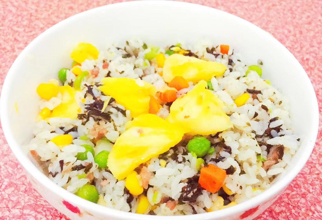 菠萝炒饭