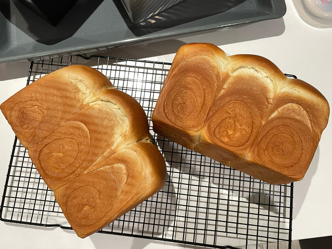 吐司，奶香手撕面包，超级香浓