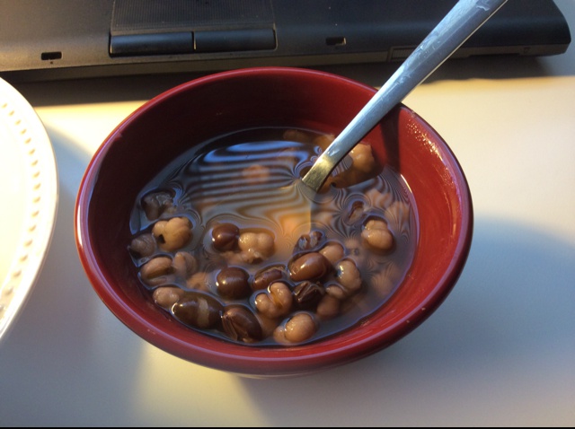红豆薏米粥 (Red Bean and Pearl Barley Congee)