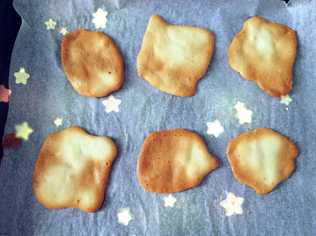 剩余蛋清好去处——杏仁薄饼