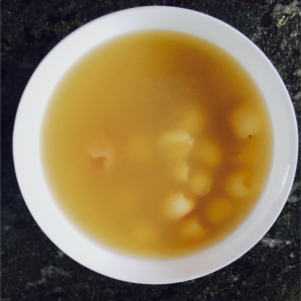 桂圆莲子猪心汤