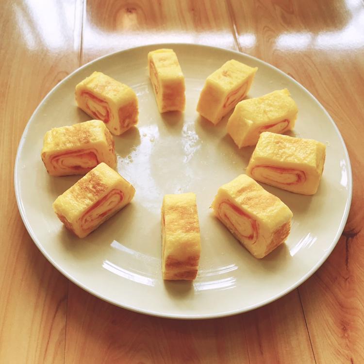 宝宝们最爱的营养餐。。。厚蛋烧