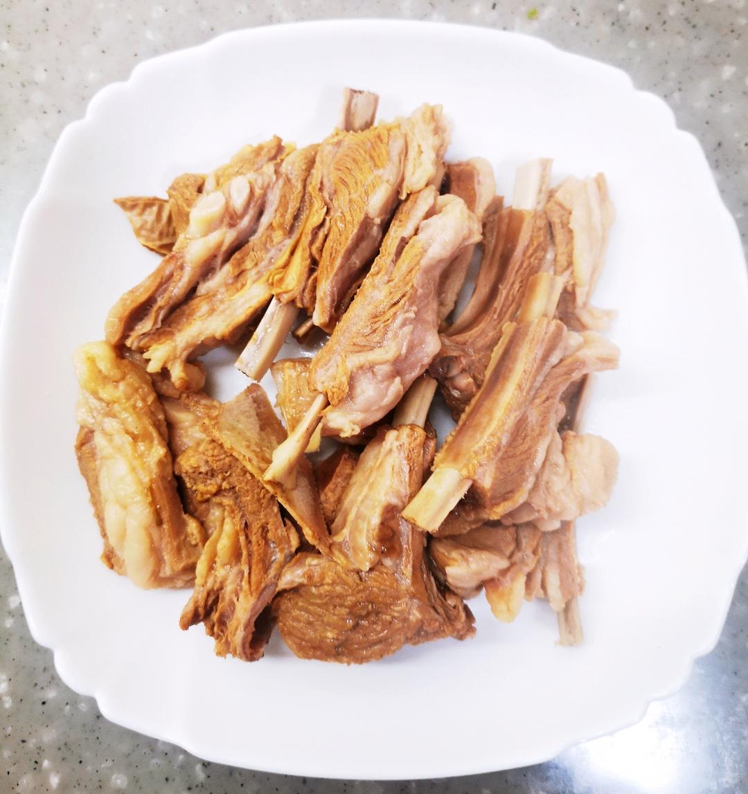 盐池滩羊手抓羊肉的做法