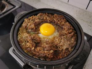 软糯油润的日式流心蛋葱香肥牛饭的做法 步骤8