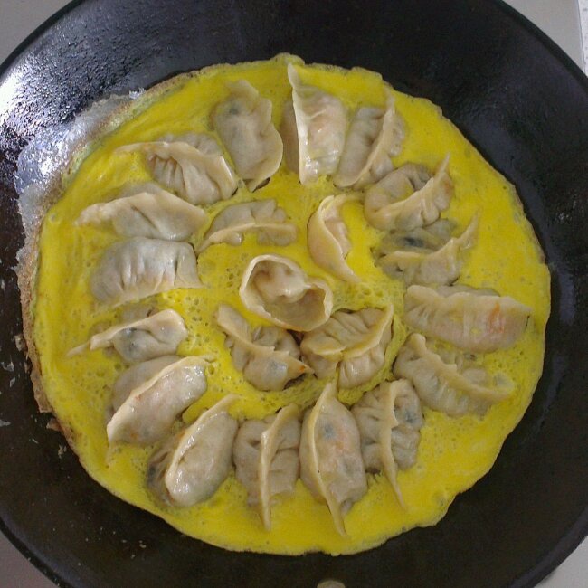 抱蛋煎饺